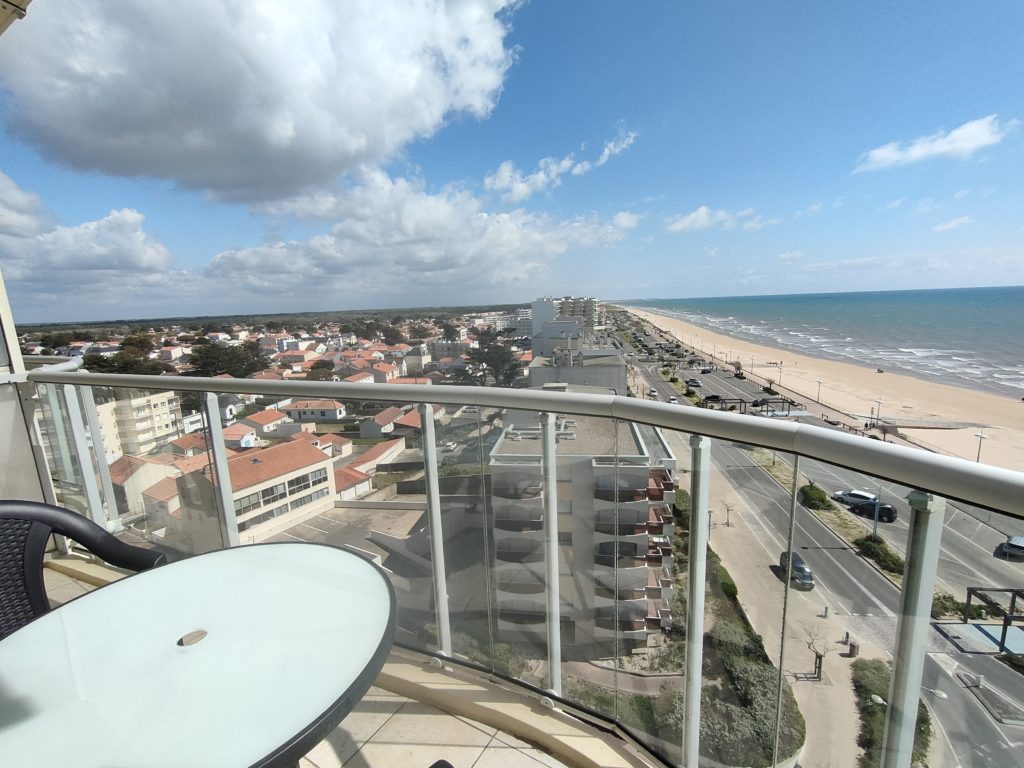 Vue époustouflante sur la mer – Appartement 1 chambre – 4 personnes