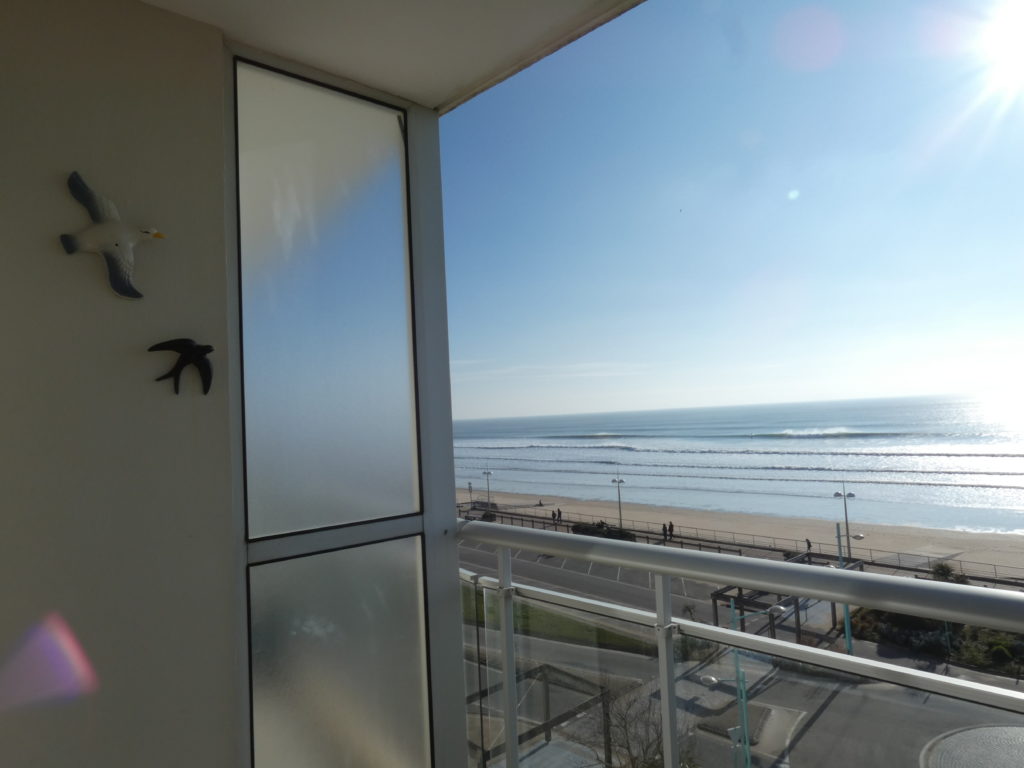 LOCATION VACANCES APPARTEMENT SAINT JEAN DE MONTS T2 PIECES BELLE VUE MER