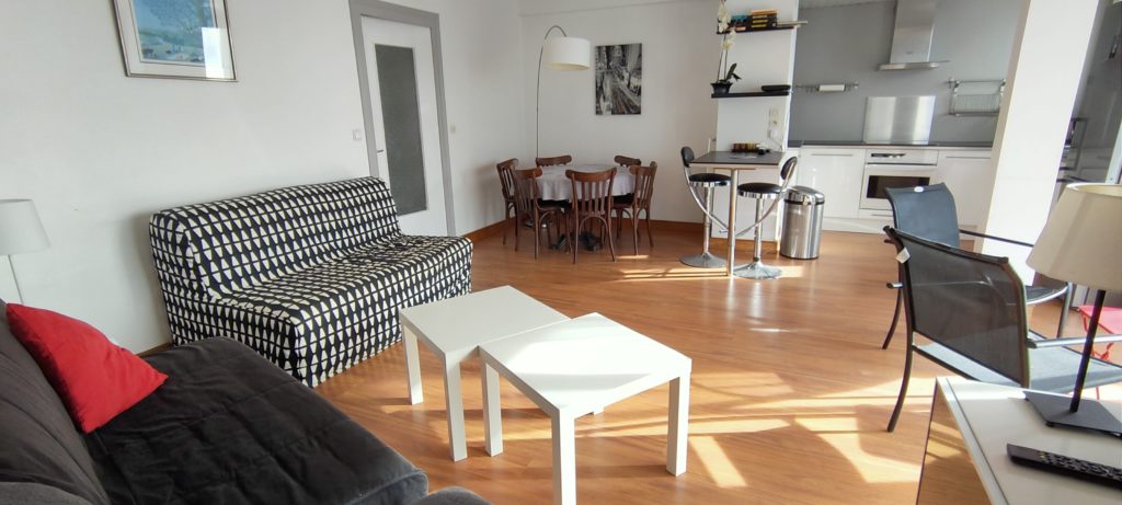 Bel appartement 2 chambres – face mer – 5 personnes, wifi