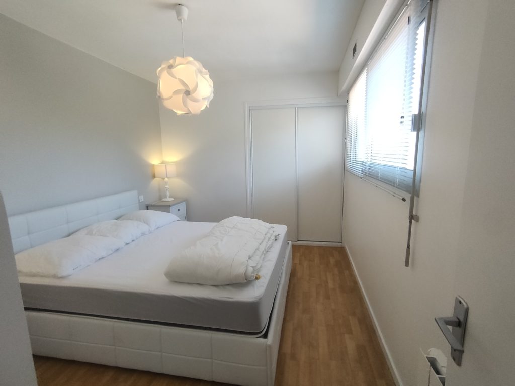Appartement à Saint Jean de Monts – Confortable pour 3, Proche de la Plage, wifi gratuit