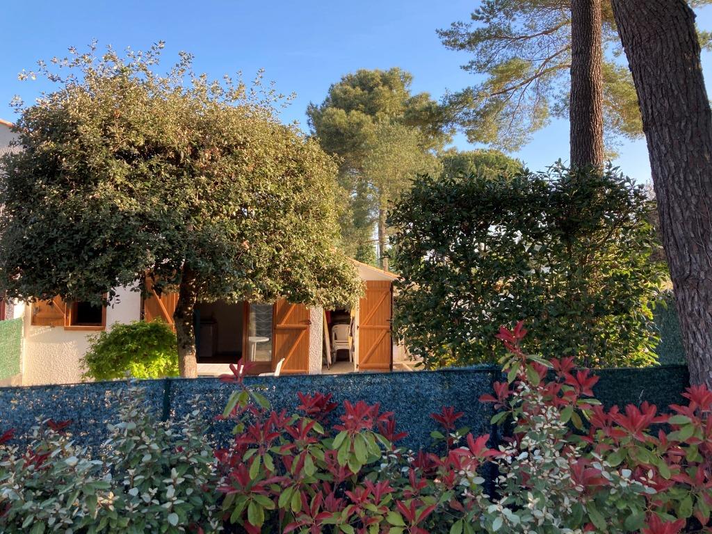 Évasion Naturelle et Confort : Maison avec Piscine – Proche Forêt à Saint Jean de Monts