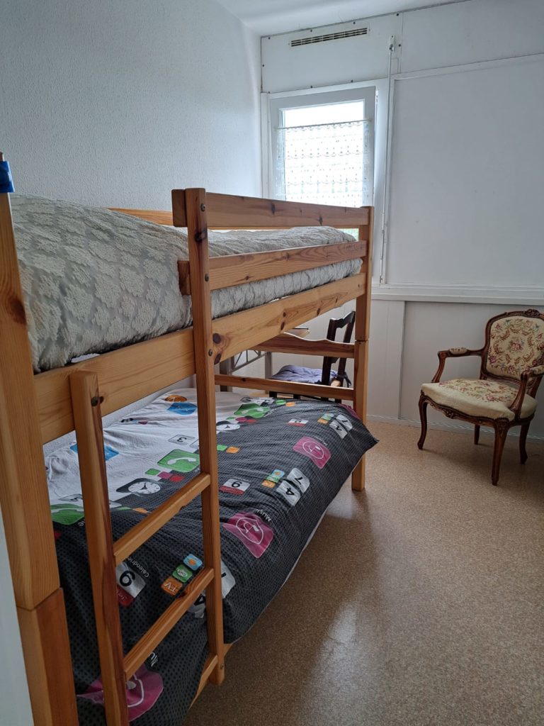 Bel appartement 2 chambres – secteur école de voile – face mer