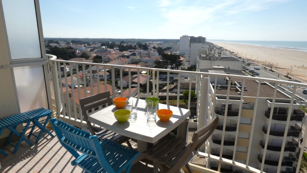 Bel appartement 1 chambre avec box tv wifi – magnifique vue mer