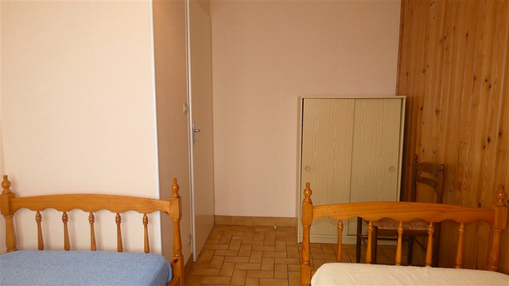 LOCATION VACANCES MAISON LOTISSEMENT CALME QUARTIER DEMOISELLES