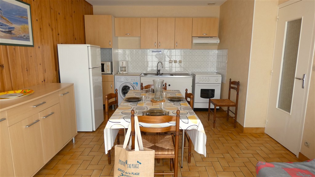 LOCATION VACANCES MAISON LOTISSEMENT CALME QUARTIER DEMOISELLES